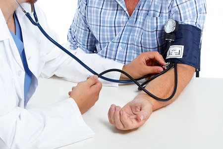 Vérnyomásméréssel a hypertonia ellen