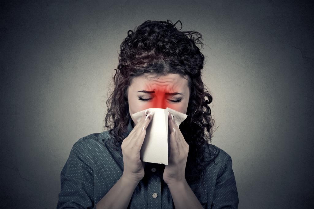 Ez a jellegzetes tünet segíthet eldönteni, hogy náthás, vagy allergiás!