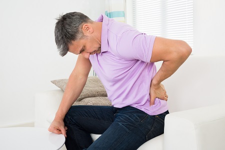 Hogyan lehet a hátfájdalom a prosztatarák tünete?
