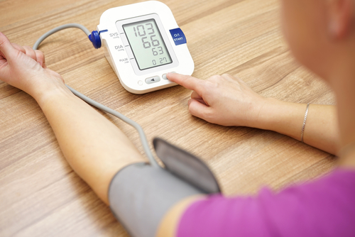 a magas vérnyomás elleni masszázs jellemzői magas vérnyomás kezelés raunatin