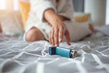 Kismamáknak az orvos utasítása szerint alkalmazniuk kell az asztmagyógyszert.