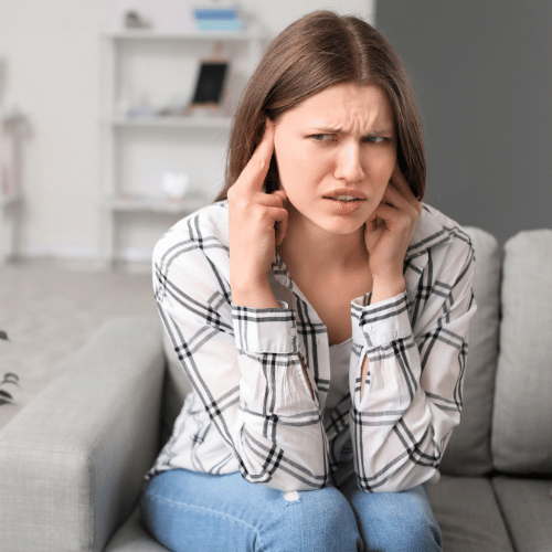 Halláskárosodás és fülfájdalom