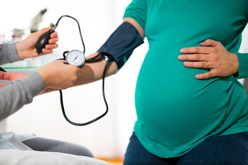 Szülés terhességi cukorbetegséggel és terhességi magas vérnyomással - Babavárás magas vérnyomással