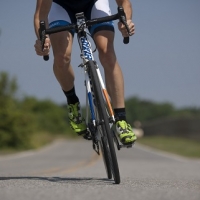 Szabad-e futni, kerékpározni fájós térddel? 