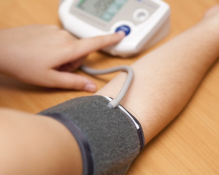 Mennyi idő alatt lehet csökkenteni a magas vérnyomást?