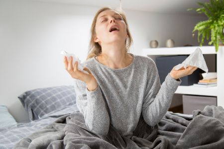 Allergia a hálószobában: mire figyeljünk, ha mindig orrdugulással ébredünk?